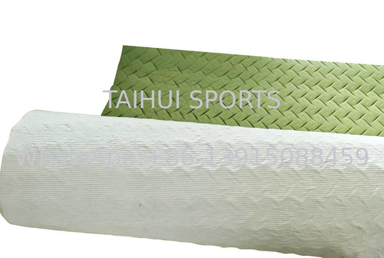 Амортизирующая подложка с дренажными отверстиями шириной 1,5 м для футбольных полей